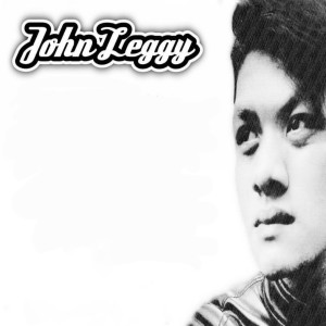 Menatap Ke Arahku dari John Leggy