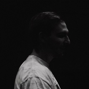 Dengarkan Cut Throat Symphony (Explicit) lagu dari Burgettii dengan lirik