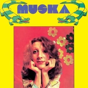 ดาวน์โหลดและฟังเพลง Haamuistojen valssi พร้อมเนื้อเพลงจาก Muska