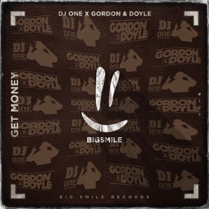 ดาวน์โหลดและฟังเพลง Get Money (Explicit) พร้อมเนื้อเพลงจาก DJ One