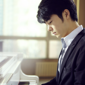 收聽趙海洋的瞬間的永恆 (鋼琴曲)歌詞歌曲