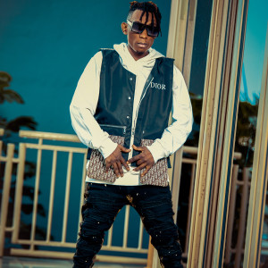 Listen to Kabejja (Explicit) song with lyrics from FYNO UG