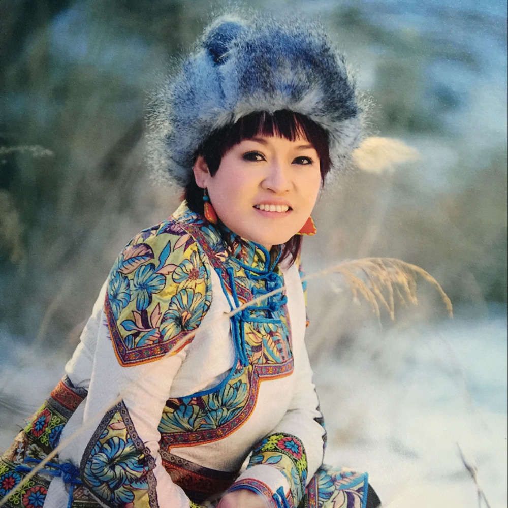 娜仁