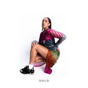 收聽KINSELLA的Solo歌詞歌曲