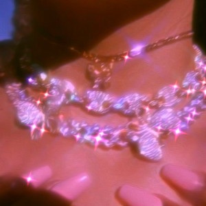 ดาวน์โหลดและฟังเพลง Pandora (Explicit) พร้อมเนื้อเพลงจาก hashi tzz