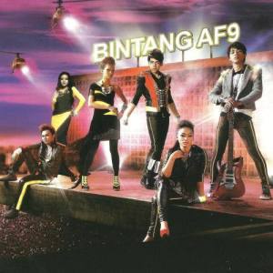ดาวน์โหลดและฟังเพลง Menangis Lagi พร้อมเนื้อเพลงจาก Fina