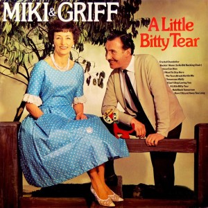 Miki & Griff的專輯A Little Bitty Tear