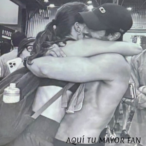 收聽Canciona的Aquí tu mayor fan歌詞歌曲