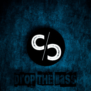 收聽THE CLONS的Drop The Bass歌詞歌曲