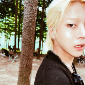 Listen to 봄이 오는 날 (Feat. 지호) (When spring comes) song with lyrics from 주원대