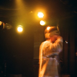 Listen to 土曜日の夜から日曜日の朝へ song with lyrics from Akla