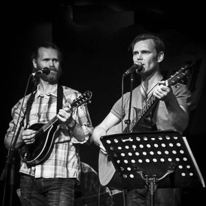 ดาวน์โหลดและฟังเพลง Thankful พร้อมเนื้อเพลงจาก Hlynur Jökulsson