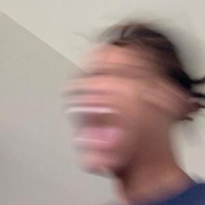 Dengarkan lagu Woke Up (feat. Slim Lad) (Explicit) nyanyian ALEXHENNYSON dengan lirik