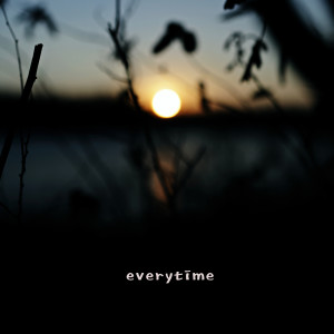 收聽趙成珉的Everytime (Instrumental)歌詞歌曲