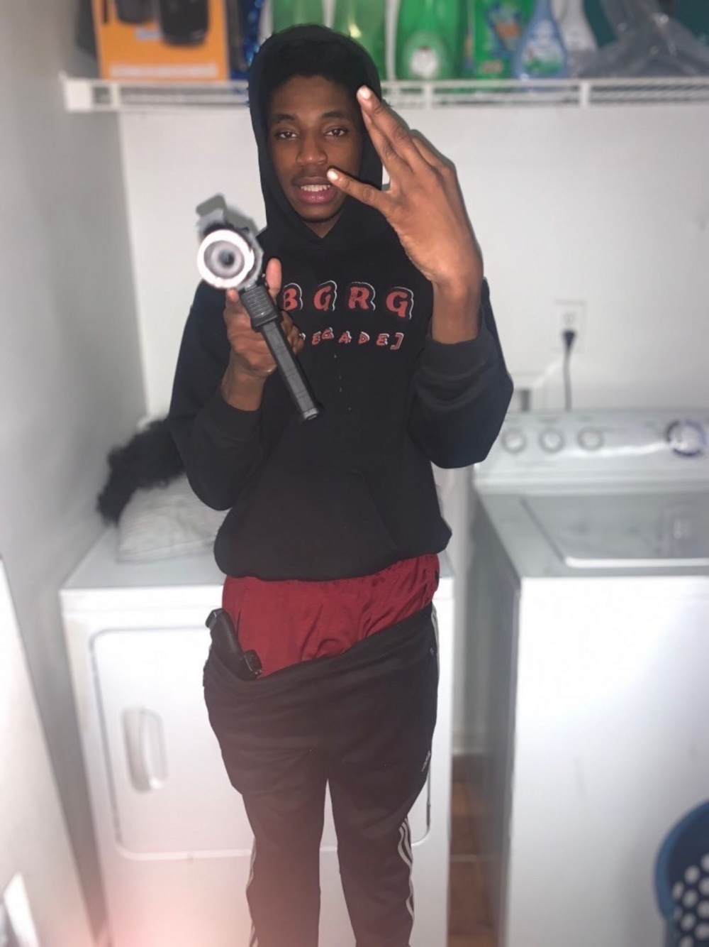 Dis Shit Easy (Explicit)