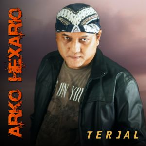 Listen to Terjal song with lyrics from Arko Hexario