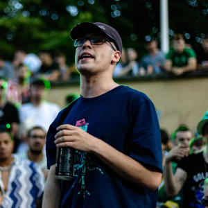 default playlist img