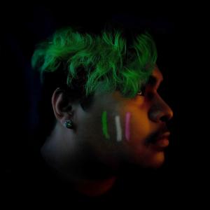 收聽Refugio的Downhill (Explicit)歌詞歌曲