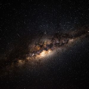 Dengarkan lagu Little Dark Age(Slowed) (Explicit) nyanyian Deluxe1337 dengan lirik