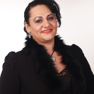 Listen to Nu ma lasa Dumnezeu song with lyrics from Violeta Lumina Vestului