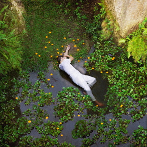 收聽tradeto的Selisih歌詞歌曲