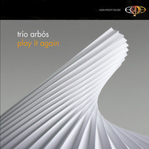 ดาวน์โหลดและฟังเพลง Cafe Music: II. Rubato. Andante Moderato พร้อมเนื้อเพลงจาก Trio Arbos
