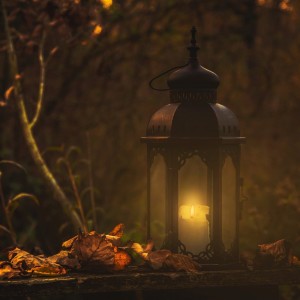 ดาวน์โหลดและฟังเพลง The Princess and the Lantern Maker พร้อมเนื้อเพลงจาก BigRicePiano