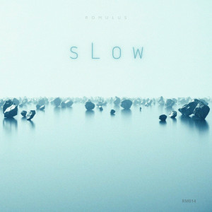 收听Romulus的SLOW歌词歌曲