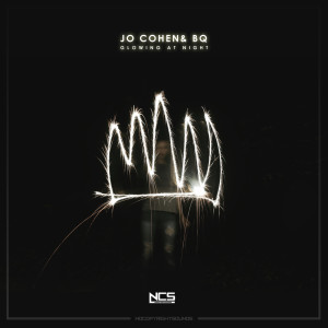 收聽Jo Cohen的Glowing At Night歌詞歌曲