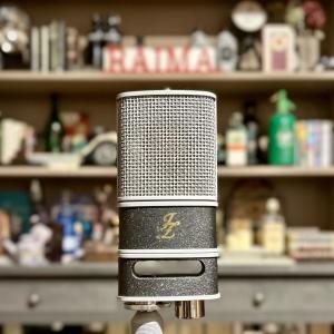 收聽Nimura的Beautiful World (Open Mic)歌詞歌曲