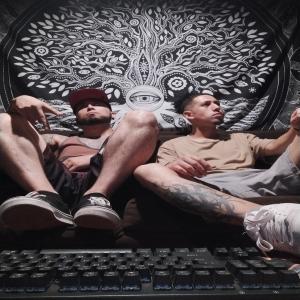 收聽Bogar-T的Vaivén (feat. AxSierra)歌詞歌曲