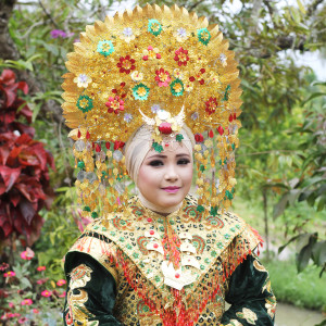 Dengarkan Nasib Kabau Padati lagu dari Ayu Dewi dengan lirik