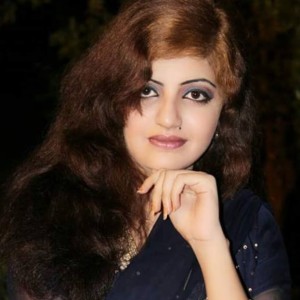 收听Pari Shezad的Janan Ba Darta Nayiam歌词歌曲