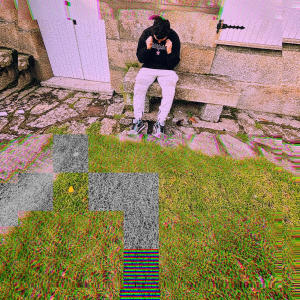 收聽eMbi的HUMO歌詞歌曲