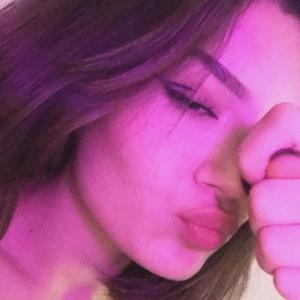 Dengarkan let me see ya move! - sped up lagu dari pearl dengan lirik