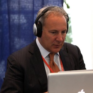 收聽Martin Smith的Peter Schiff (Explicit)歌詞歌曲