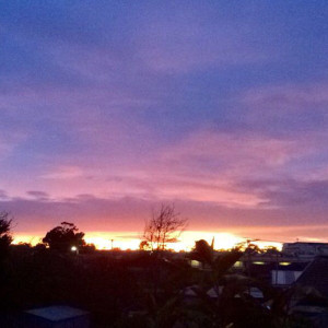 Dengarkan lagu 100 Hours nyanyian UC Brigante dengan lirik