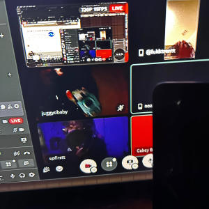 收聽upfirstt的haha (feat. jugg4monii) (Explicit)歌詞歌曲