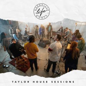 Dengarkan Heaven on Earth lagu dari Nashville Life Music dengan lirik