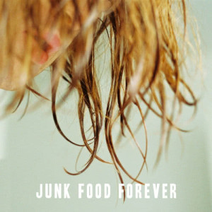 收聽The Amazons的Junk Food Forever歌詞歌曲