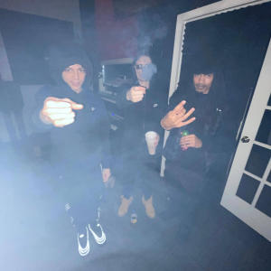 收聽Baby Glitch的Slime Ball (feat. RealTrenchBaby Twiz & Wop OneofOne) (Explicit)歌詞歌曲