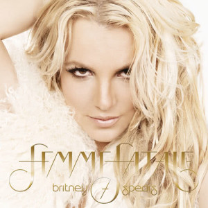 ดาวน์โหลดและฟังเพลง Selfish พร้อมเนื้อเพลงจาก Britney Spears