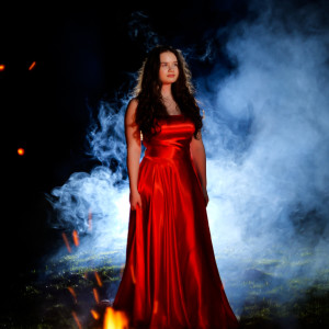 Listen to Thinking about You song with lyrics from Vivienne