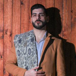 收听احمد مشعل的ربي مالي غيرك - بكا عيني歌词歌曲