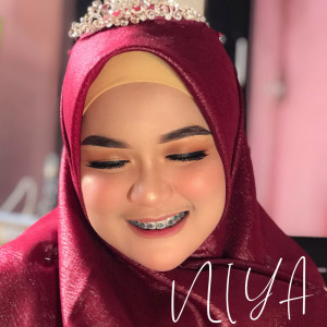 Dengarkan Rasul Penyejuk Jiwa lagu dari Niya S dengan lirik