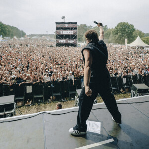 default playlist img