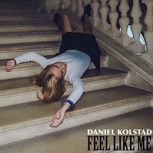 ดาวน์โหลดและฟังเพลง Feel Like Me พร้อมเนื้อเพลงจาก Daniel Kolstad