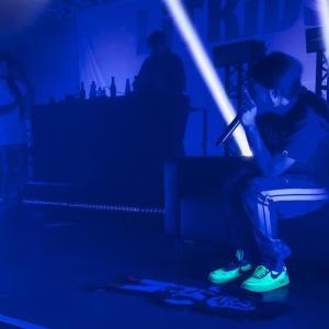 default playlist img