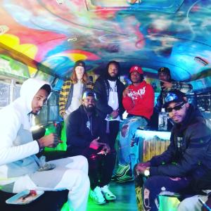 default playlist img