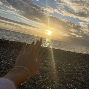 ishoom的專輯Don't Let Me Go